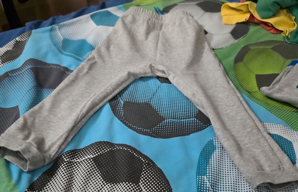 Pantaloni Adidas copii originali