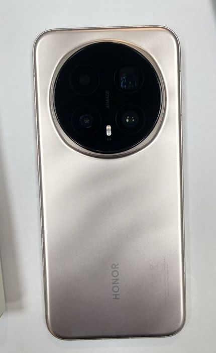 КАТО НОВ 512GB Honor Magic 8 Pro 5G Гаранция A1 2028г. Sunrise Gold