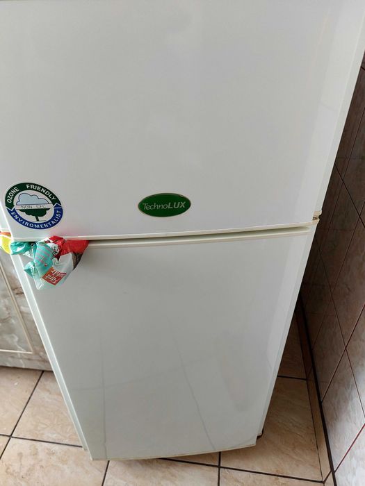 Frigider cu congelator perfect funcțional