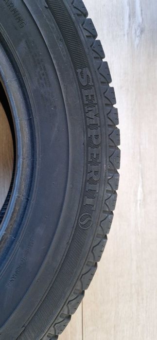 Бусови гуми 205/65/16С SEMPERIT