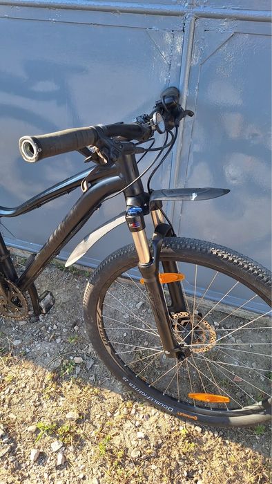 Bicicletă specialized