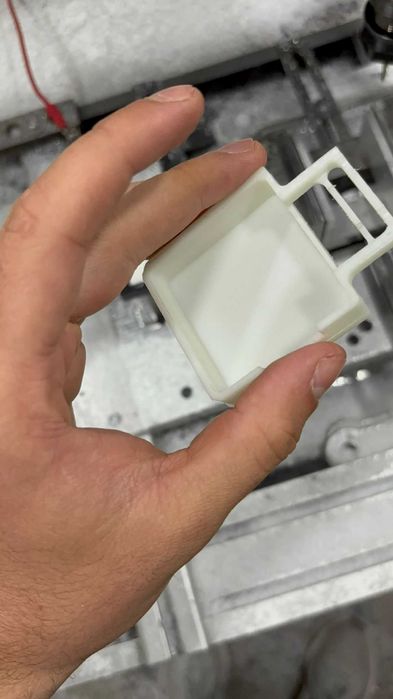 Printare 3D/ Scanare 3D/ Proiectare 3D/ Frezare aluminiu/ Injectie Plastic