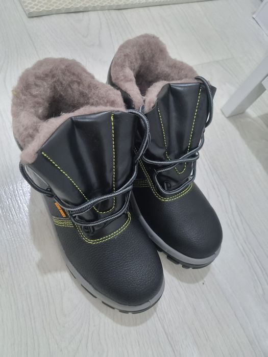 Спец обувь сэфти размер 40