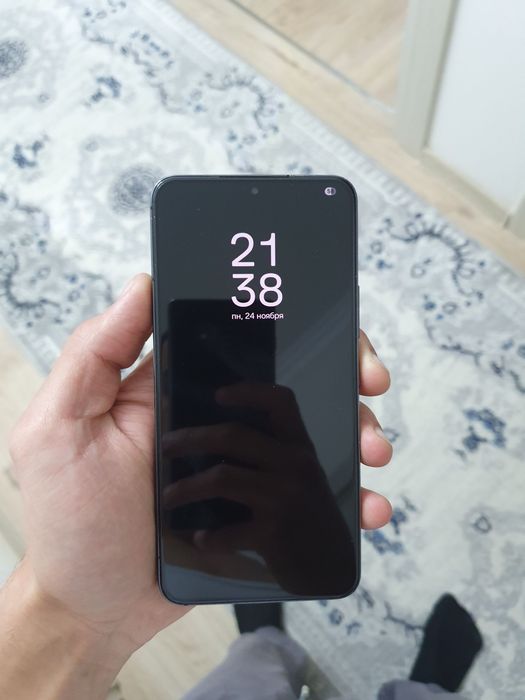 Samsung s22 8/256gb black kha