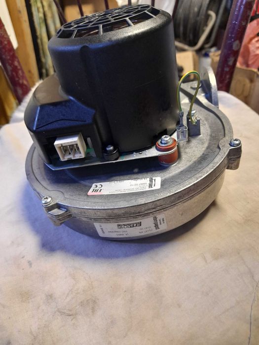 Ventilator, pompa, placa electronica centrale termice