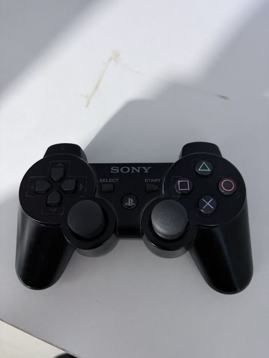 Consolă PS3 Slim + Colecție Mare de Jocuri + 2 Controllere + HDMI