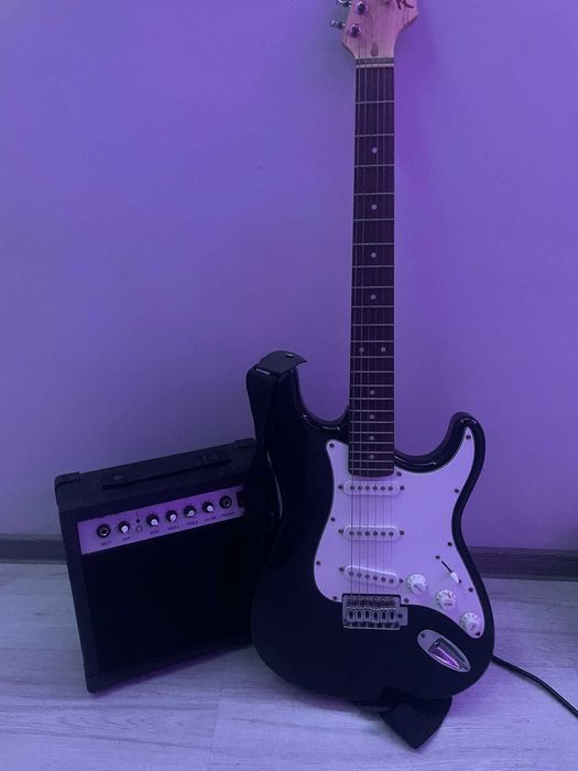 Chitara electrica Flame + amplificator 15W + accesorii