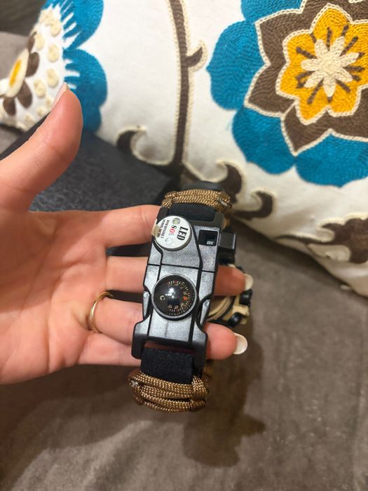 Нови мъжки часовници различни модели