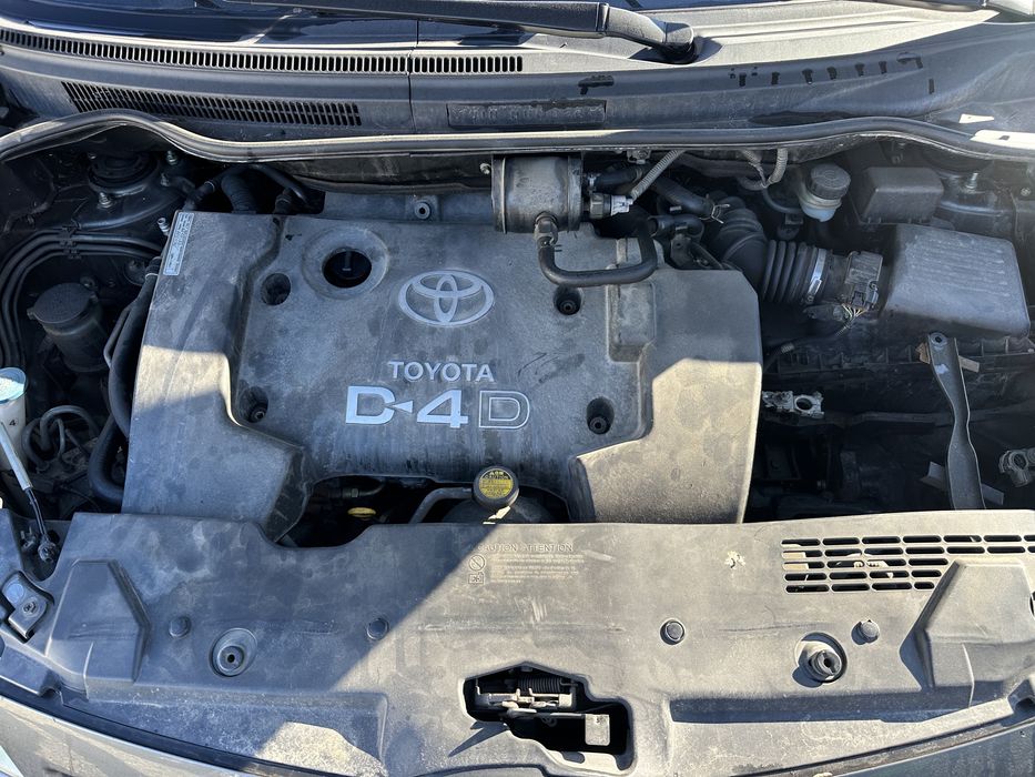 Toyota Corolla Verso Тойота Корола Версо d4d 116 кс На части!