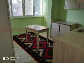 Продава се Двустаен апартамент в Русе, Централен южен район - 70 кв.м за 1500 €/кв.м - Снимка #6