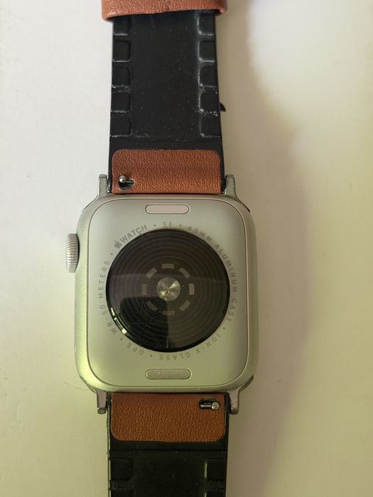 Apple Watch SE (Gen 2) GPS 40mm Silver Aluminium