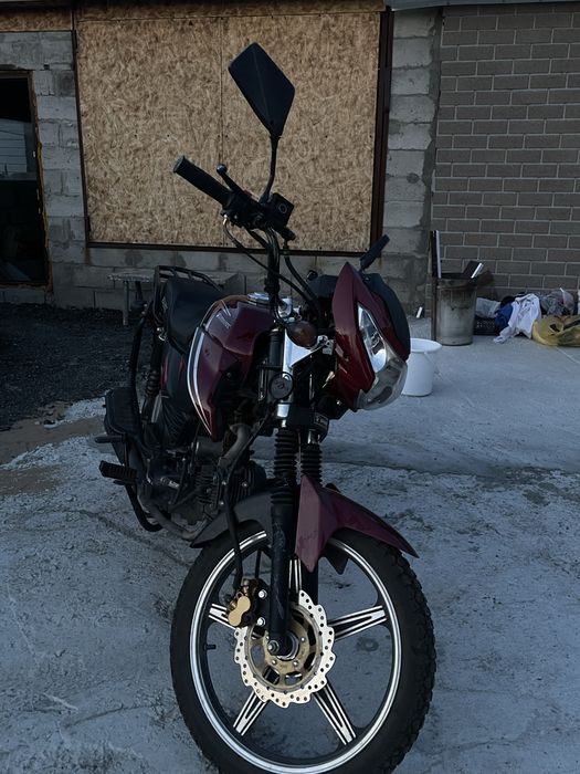 Мотоцикл 125 кбуов