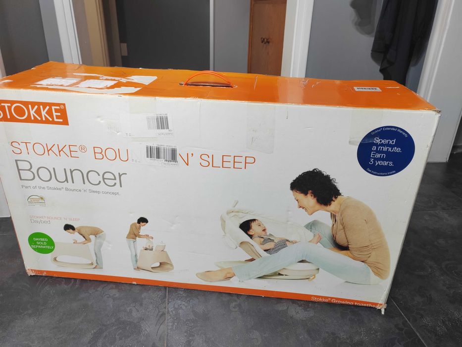 Stokke bouncer шезлонг