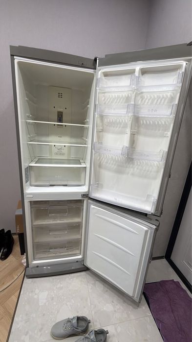 Продам холодильник