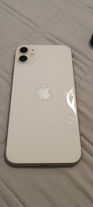 iPhone 11  128GB