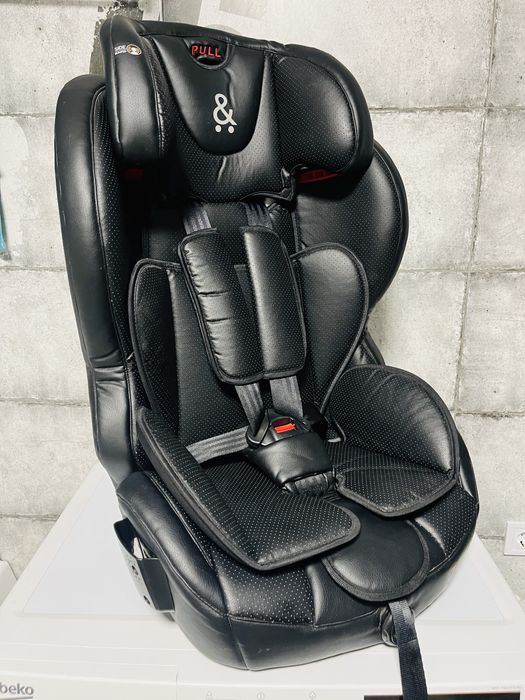 Scaun auto cu issofix