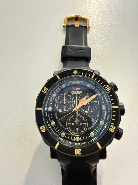 Часовник VOSTOK EUROPE с оставаща 2 годишна гаранция