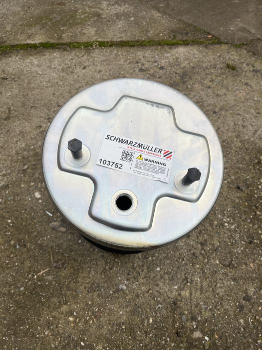 Piese camioane remorci