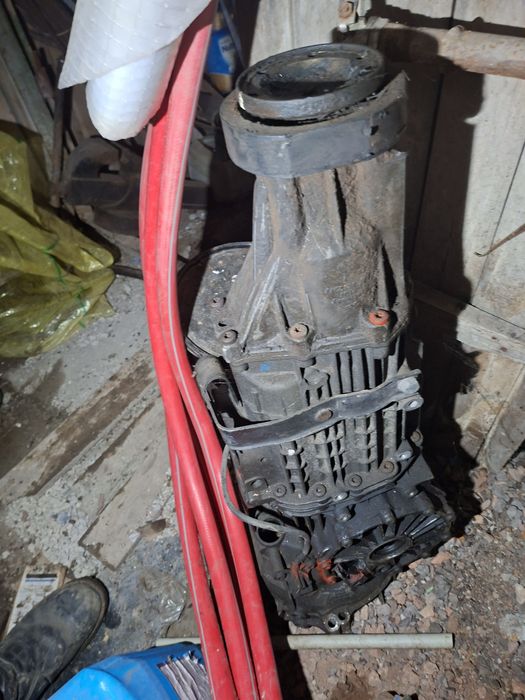 Продам головки на ауди 100