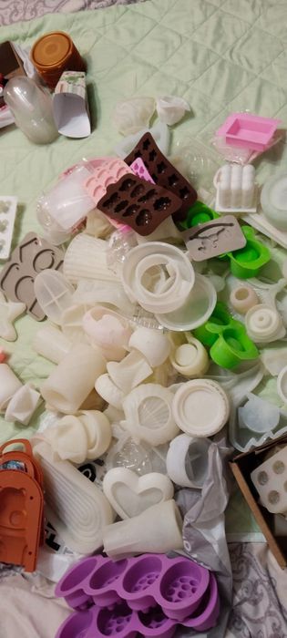 Форма для гипса и свечей