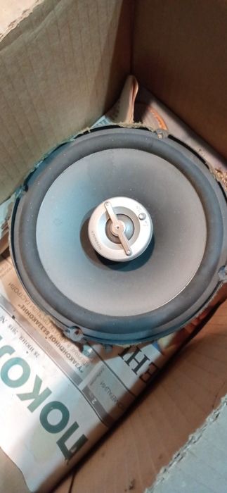 Продам автомобильные колонки infinity 180w