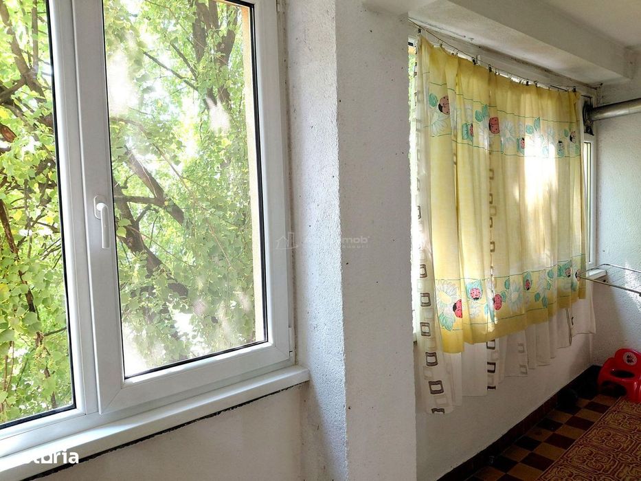 Apartament 4 Camere Etaj 1 cu garaj  si boxa Baia Mare Central