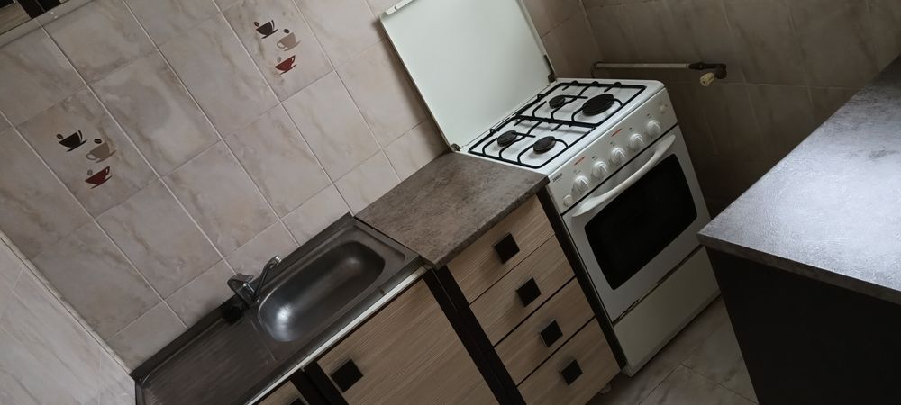 Închiriez garsonieră str. Eroilor, Burdujeni