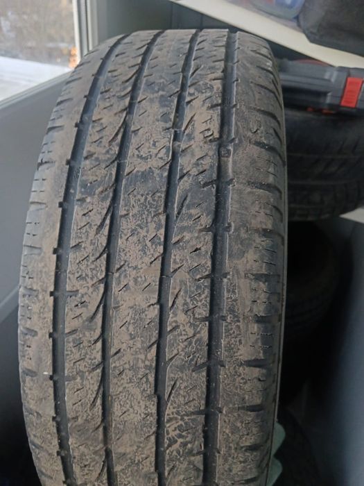 Шины для машины б/у