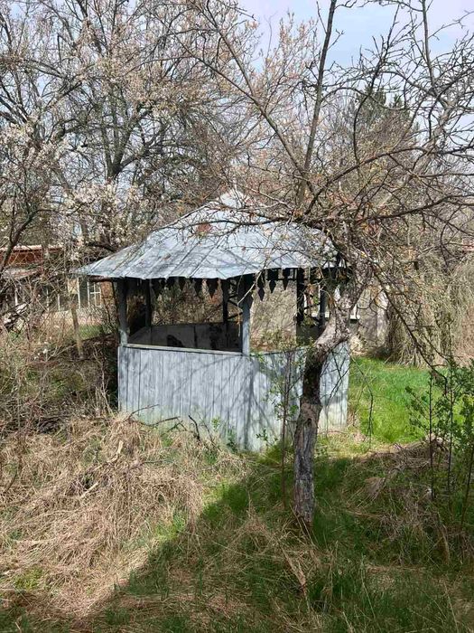 къща с дворно място с. Дебели Лаг