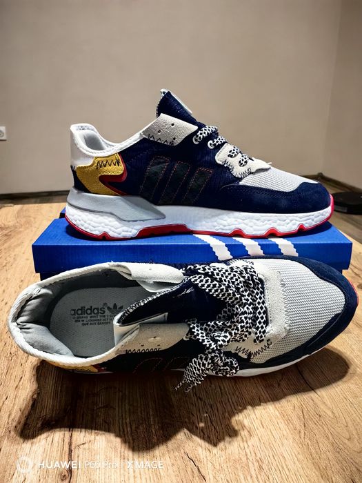 Маратонки Adidas