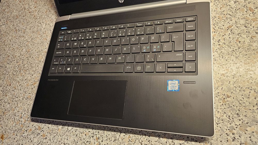 HP probook i5 gen8, SSD 256gb nvme, RAM 8g DDR4, ecran FHD, baterie 2,3 ore, Windows 10/11