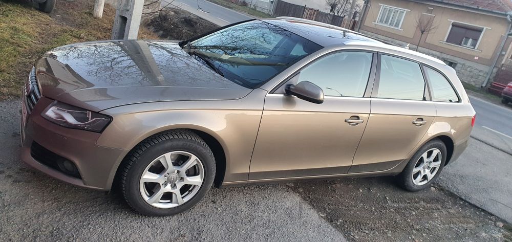 Vand AUDI A4 B8 2.7 TDI V6 Panoramic 2011
