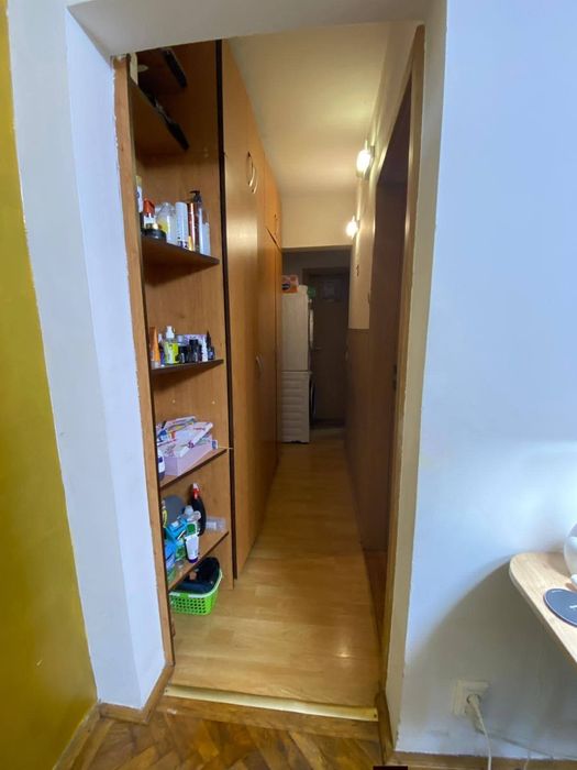 Apartament 3 camere de închiriat