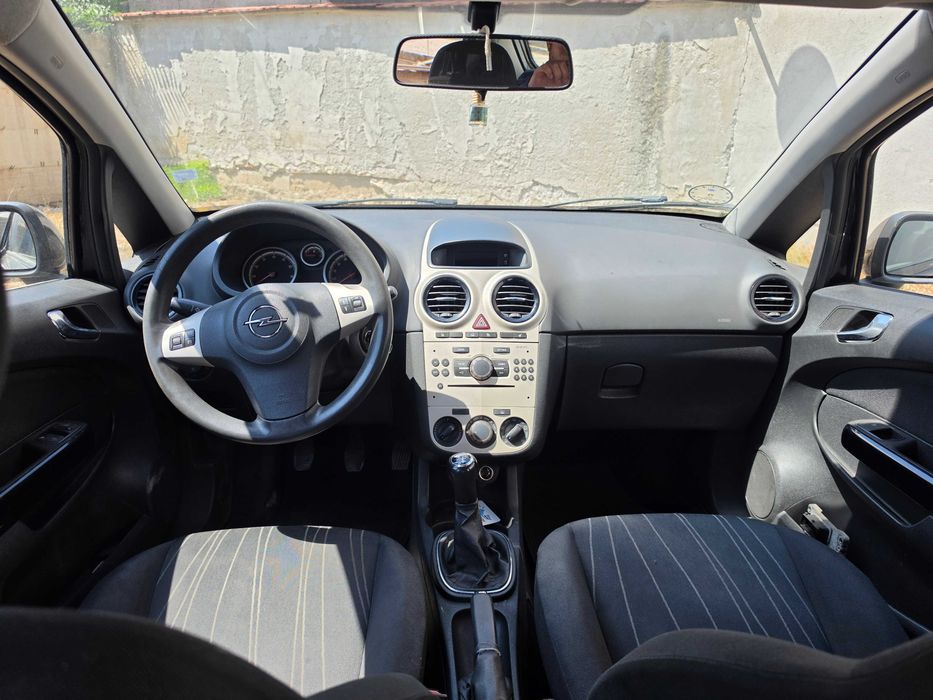 Opel Corsa 1.2i