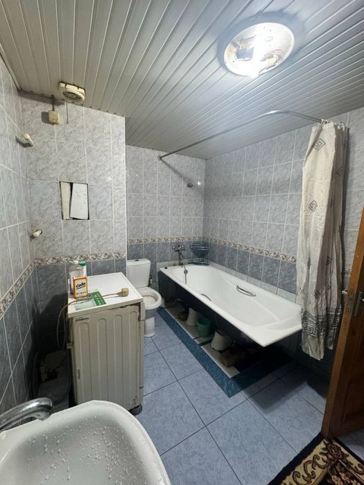 Продам 4 комнатную