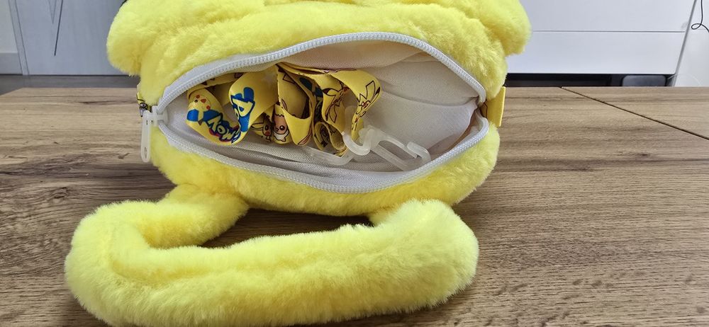 Детска чантичка Пикачу