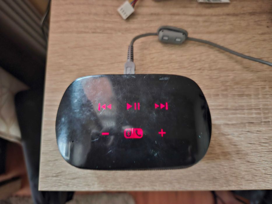 Продавам bluetooth колонка Logitech mini boombox