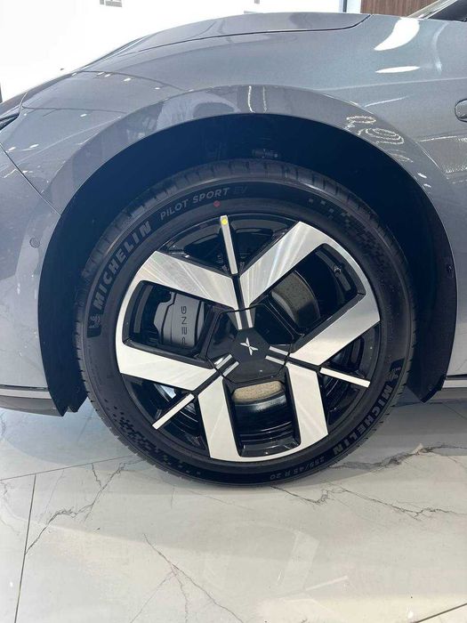 XPENG P7+ 2026 gibrid 1550 km Sotuvda tayyor