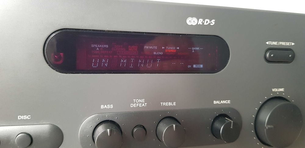 NAD C 740 amplificator stereo receiver statie preamplificator Top