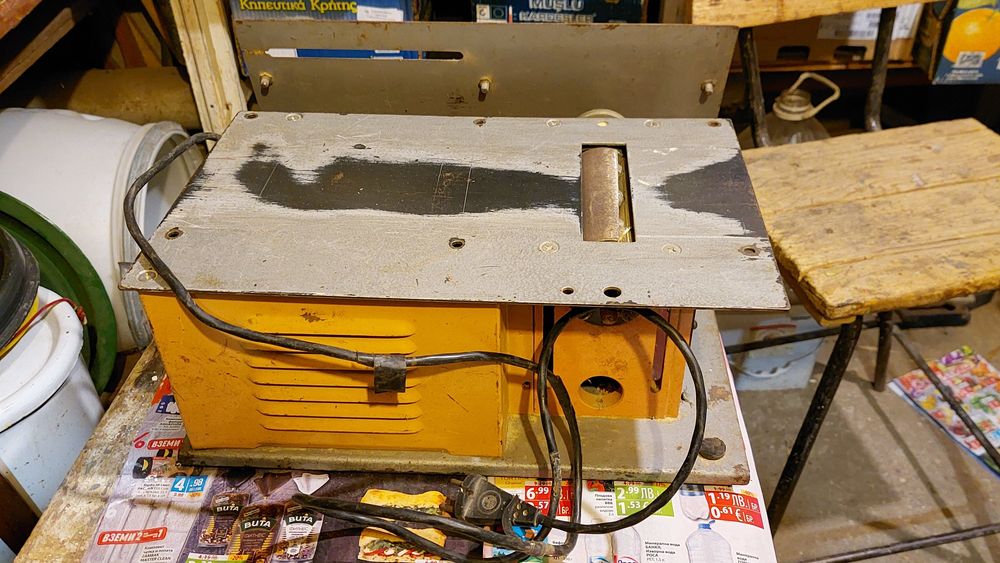 Мини абрихт с циркуляр УБДН-2.  Цена 550 лева.