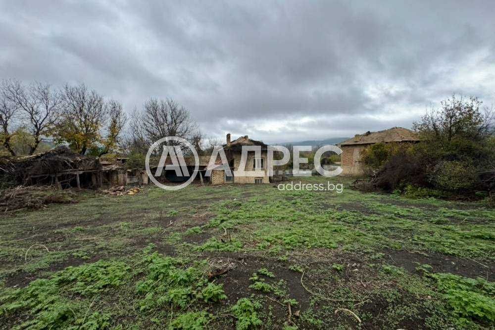 Продава се Къща в Попово - 120 кв.м за 66 €/кв.м - Снимка #4