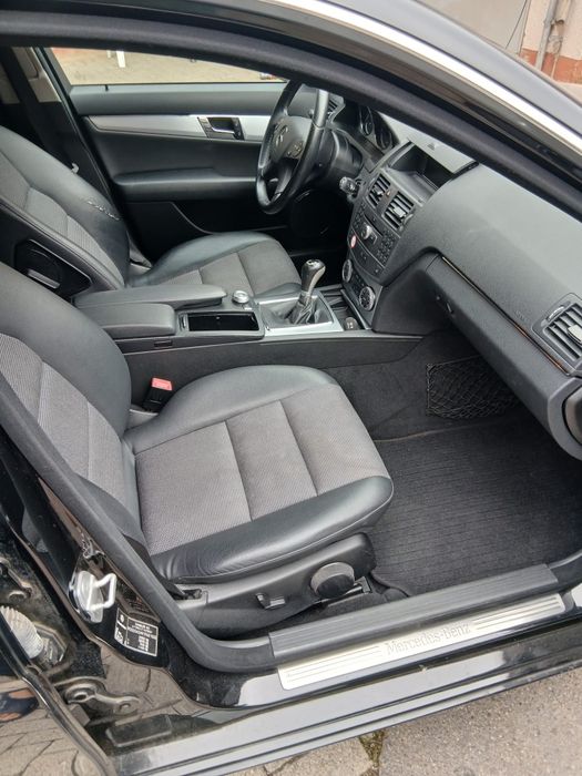 MERCEDES-BENZ C-Class 2010 — imagine 5
