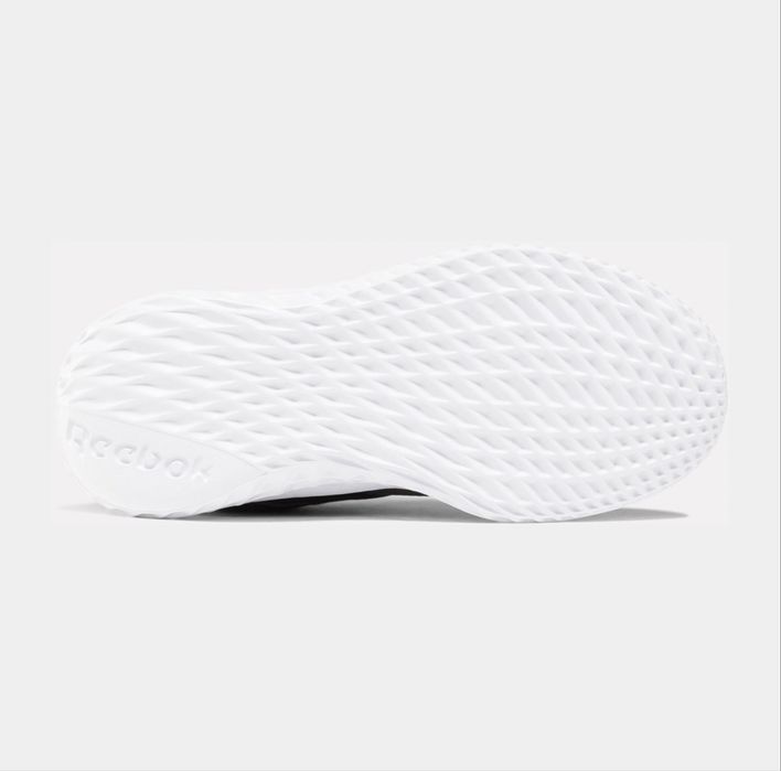 ЧИСТО НОВИ  Reebok Детски маратонки - размери 30 и 35