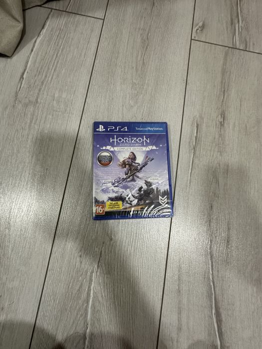 Playstation 4 slim на 500гб