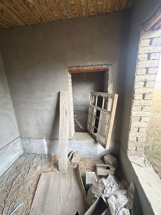 Xovli sotiladi manzil Qarshi shahar Yangi shoyhuja metallom baza yonid