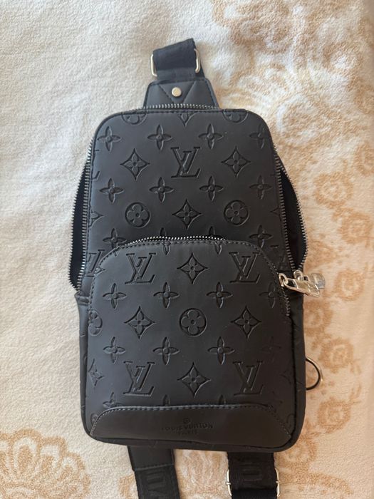 Чисто нова чанта през рамо