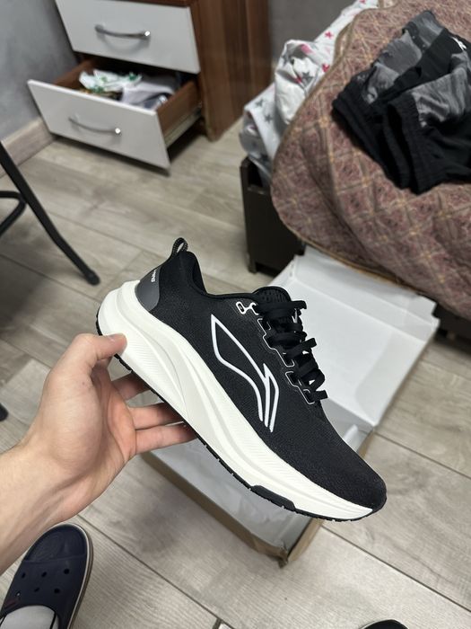 LINING оригинал новый