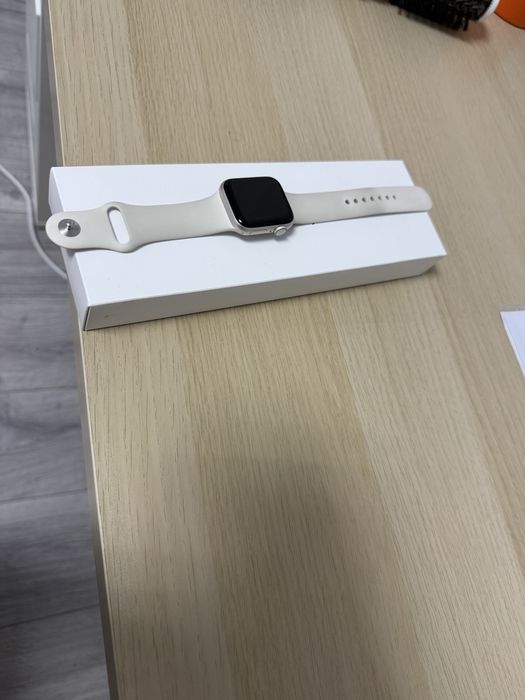 Apple watch SE (2025)