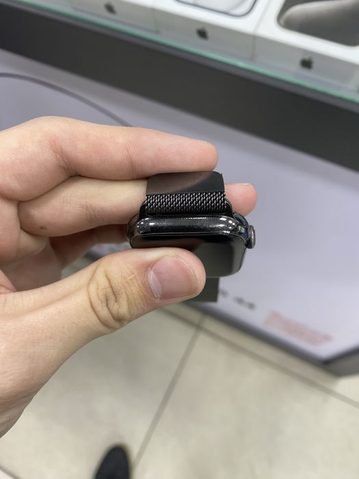 Apple Watch 9 45mm Milanese Loop!