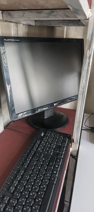 Манитор 19 LG сотилади